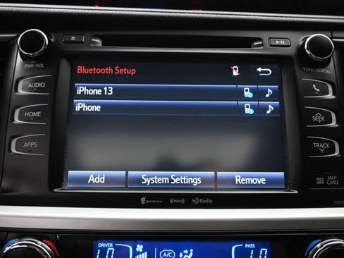 Used 2018 Toyota Highlander XLE AWD/4WD image 20