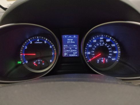 Used 2014 Hyundai Santa Fe GLS image 23