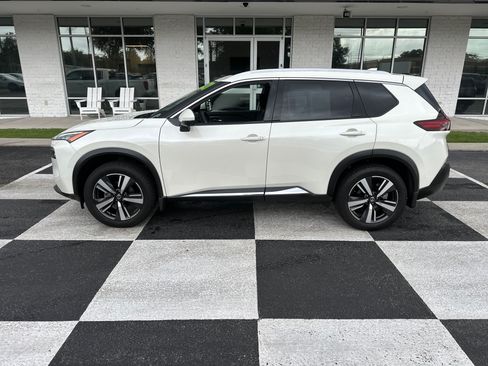 Used 2021 Nissan Rogue SL FWD image 1