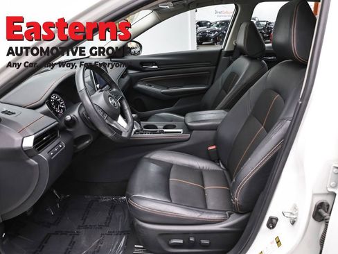 Used 2022 Nissan Altima 2.0 SR FWD image 14
