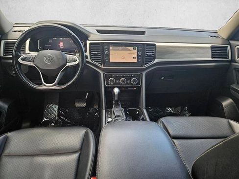 Used 2021 Volkswagen Atlas SEL AWD/4WD image 17