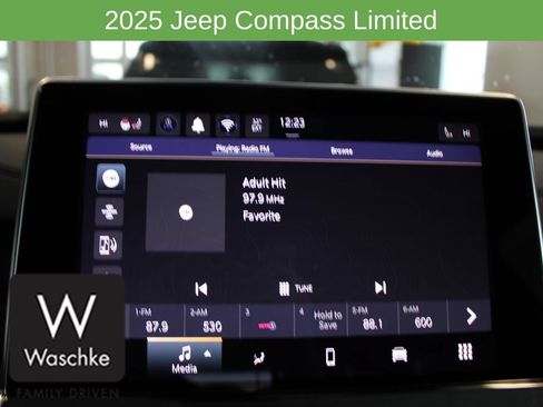 New 2025 Jeep Compass Limited w/ Sun & Sound Group AWD/4WD image 44