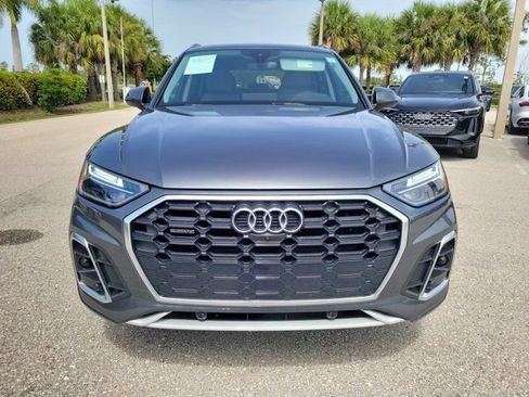 Certified 2022 Audi Q5 2.0T Premium Plus w/ Premium Plus Package AWD/4WD image 3