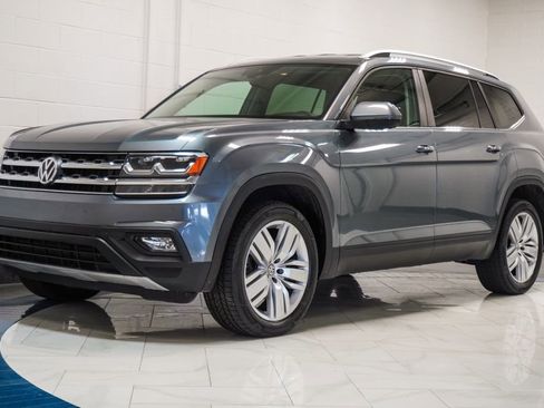 Used 2019 Volkswagen Atlas SE w/ Towing Package FWD image 4