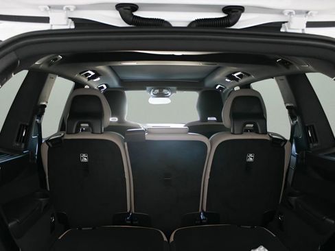 New 2026 Volvo XC90 T8 Plus w/ Protection Package Premier image 16