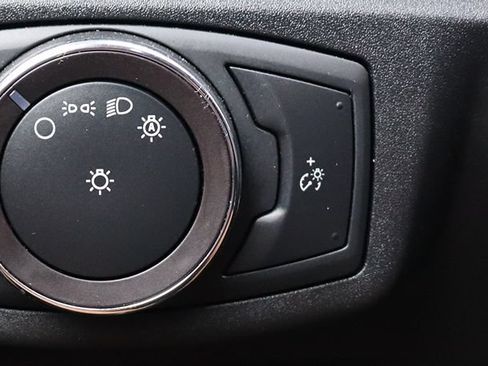 Used 2019 Ford Fusion SE FWD image 41