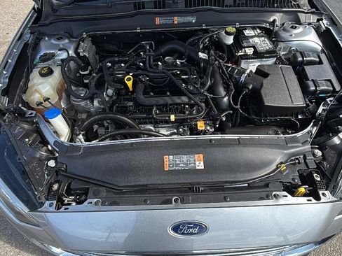 Used 2020 Ford Fusion SE FWD image 24