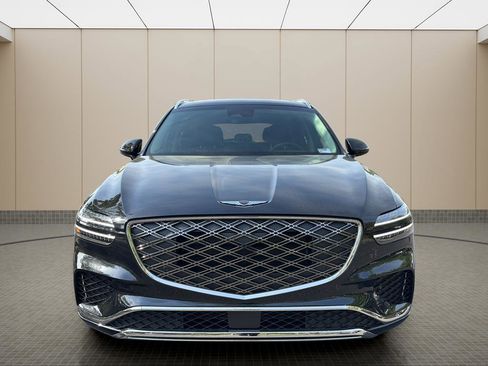 Certified 2026 Genesis GV70 2.5T AWD/4WD image 8
