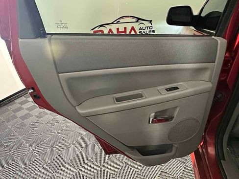 Used 2006 Jeep Grand Cherokee SRT8 w/ SRT Option Group I image 21