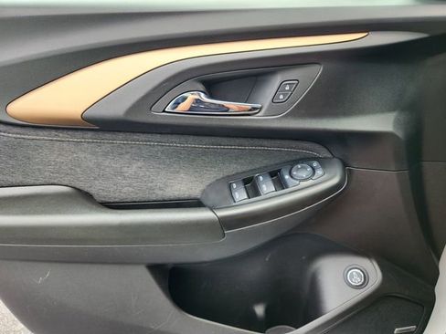 Certified 2022 Chevrolet TrailBlazer ACTIV w/ Sun and Liftgate Package image 24