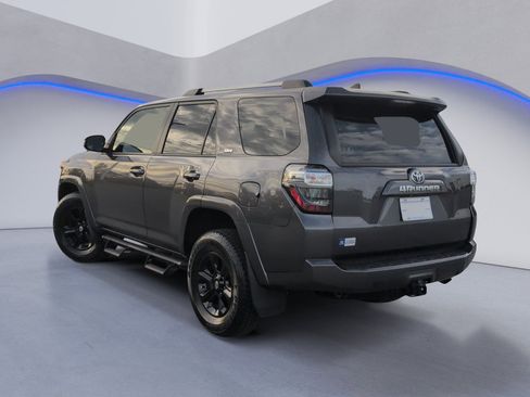 Used 2023 Toyota 4Runner SR5 Premium image 9