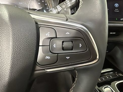 Used 2023 Buick Envision Preferred AWD/4WD image 16