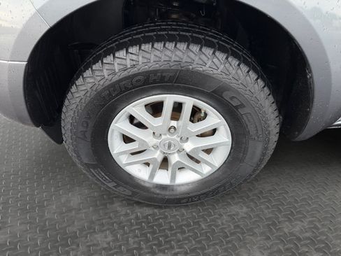 Used 2017 Nissan Frontier SV AWD/4WD image 9