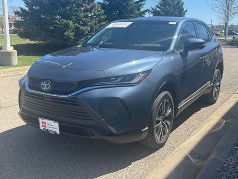 Certified 2023 Toyota Venza LE AWD/4WD image 32