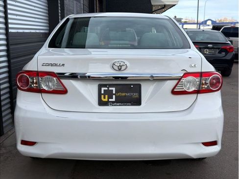 Used 2013 Toyota Corolla LE image 9
