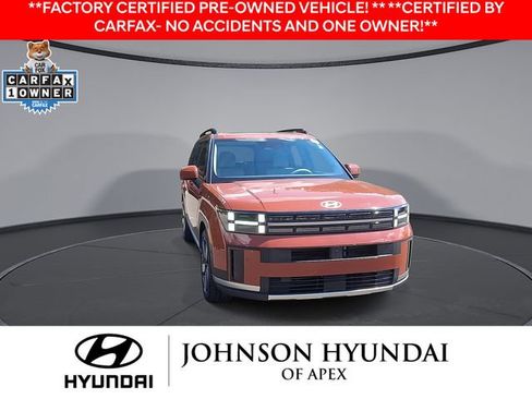 Used 2024 Hyundai Santa Fe Limited AWD/4WD image 2