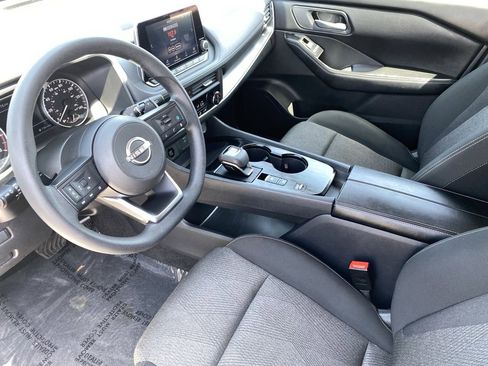 Certified 2024 Nissan Rogue SV FWD image 31