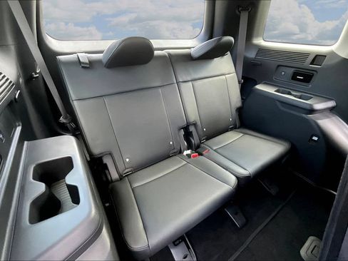 Used 2026 Hyundai Santa Fe SEL FWD image 26