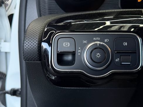 Used 2021 Mercedes-Benz A 220 image 19
