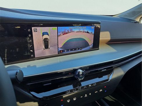 New 2026 Nissan Murano Platinum image 16