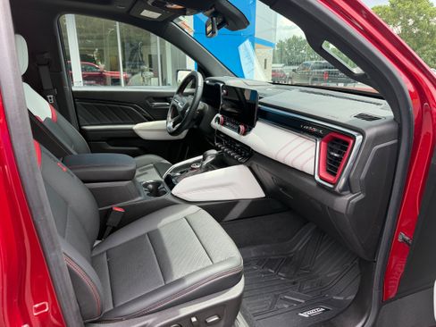 Used 2024 GMC Canyon AT4X AWD/4WD image 6