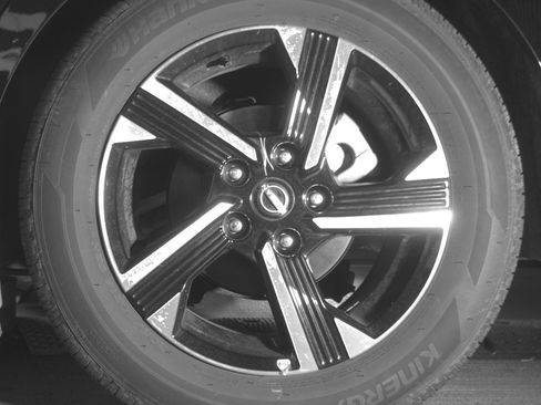 Used 2025 Nissan Sentra SV image 14