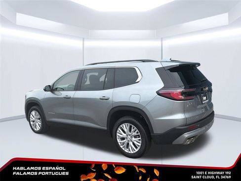 Certified 2026 GMC Acadia Elevation w/ Elevation Premium Package FWD image 4