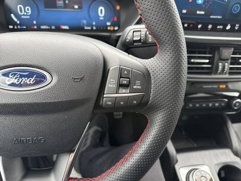 Certified 2023 Ford Escape ST-Line Elite AWD/4WD image 22