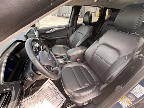 Certified 2023 Ford Escape Platinum AWD/4WD image 12