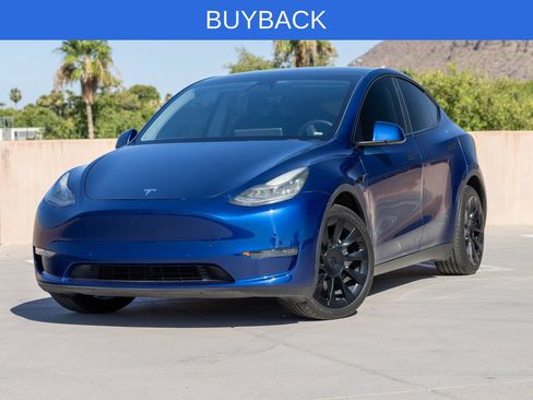Used 2021 Tesla Model Y Long Range AWD/4WD image 1