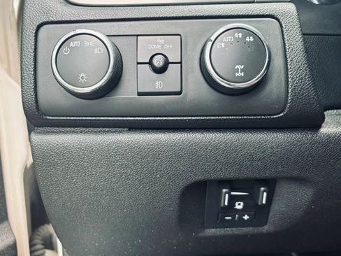 Used 2012 Chevrolet Silverado 1500 LTZ AWD/4WD image 27