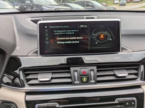 Used 2019 BMW X1 xDrive28i w/ Convenience Package AWD/4WD image 11