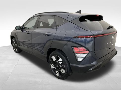 Certified 2025 Hyundai Kona SEL image 12