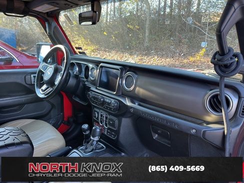 Used 2018 Jeep Wrangler Unlimited Rubicon w/ Dual Top Group image 10