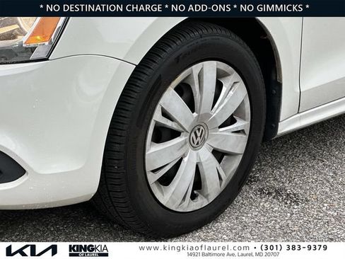 Used 2014 Volkswagen Jetta SE FWD image 30