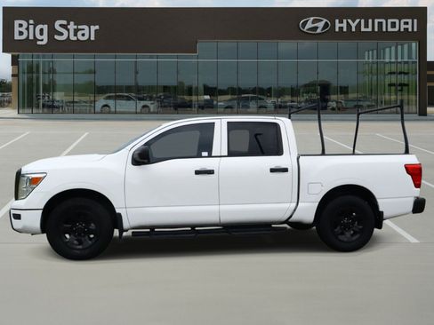 Used 2023 Nissan Titan S w/ S Utility Package RWD image 2