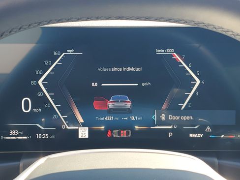 Used 2025 BMW 430i xDrive Coupe w/ Premium Package image 25