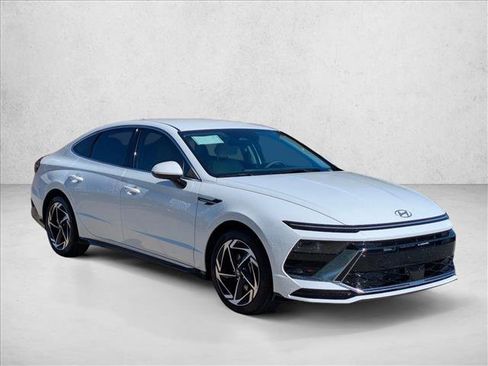 New 2026 Hyundai Sonata SEL FWD image 7