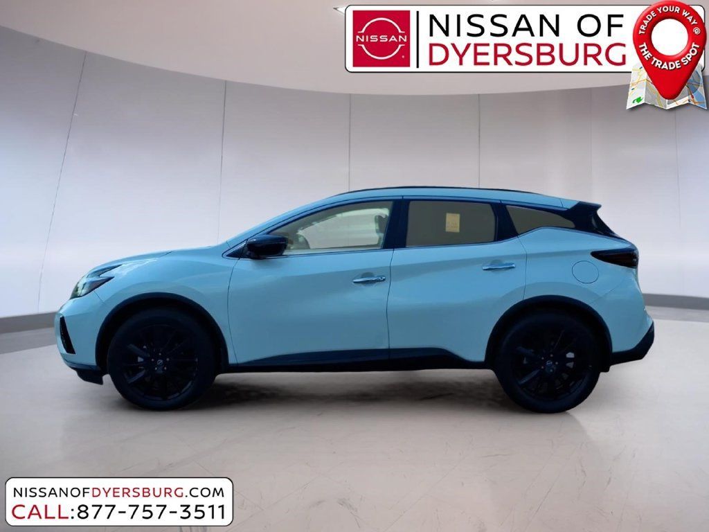 Used 2023 Nissan Murano SV w/ SV Midnight Edition Package FWD image 6