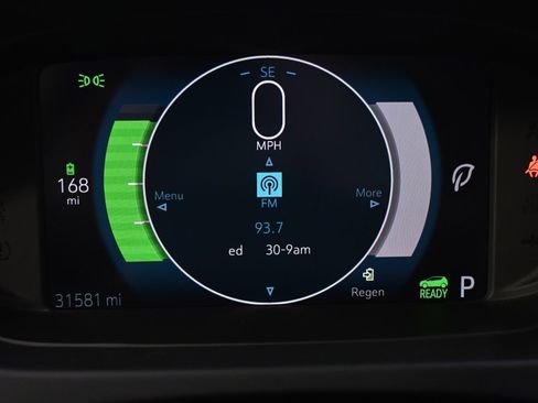 Used 2017 Chevrolet Bolt Premier w/ Infotainment Package image 25