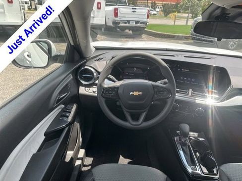 New 2026 Chevrolet Trax LT FWD image 26