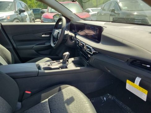New 2026 Nissan Sentra SV w/ SV Convenience Package FWD image 30