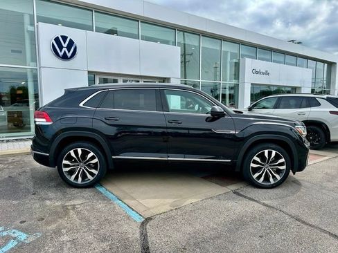 Used 2023 Volkswagen Atlas Cross Sport SEL Premium R-Line AWD/4WD image 8