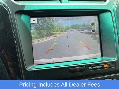 Used 2017 Ford Explorer XLT w/ Equipment Group 201A AWD/4WD image 9