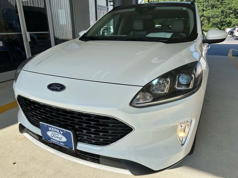 Certified 2020 Ford Escape SEL FWD image 2