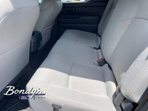 Used 2024 Toyota Tacoma SR5 AWD/4WD image 11