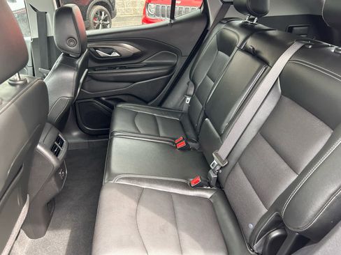 Used 2023 GMC Terrain SLT w/ Tech Package AWD/4WD image 25