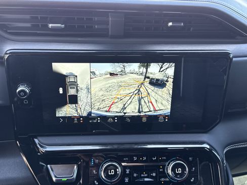 Used 2024 GMC Sierra 1500 AT4X image 25