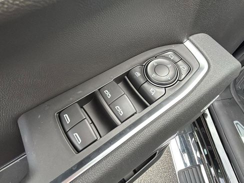 New 2026 GMC Sierra 1500 SLT w/ SLT Premium Plus Package image 11