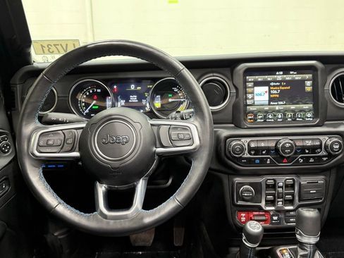 Used 2023 Jeep Wrangler Unlimited Rubicon 4xe w/ Steel Bumper Group AWD/4WD image 36
